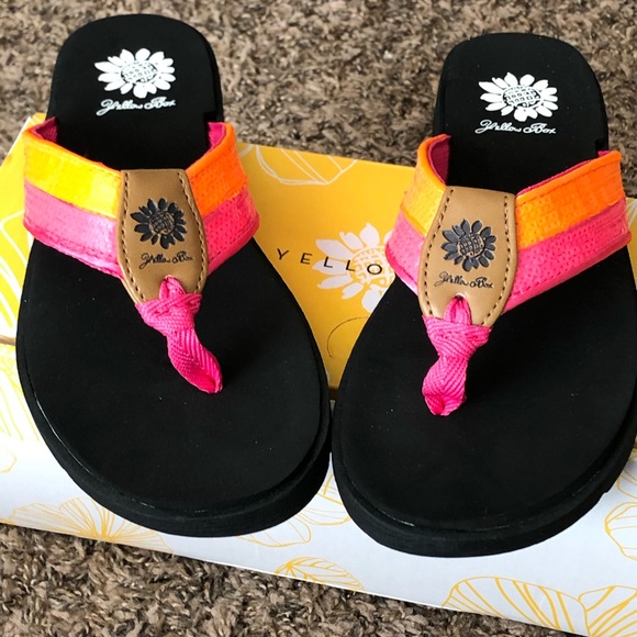 women's yellow box flip flops